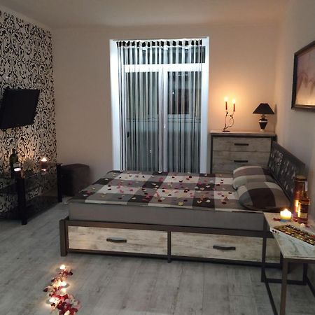 Home In Center With Jacuzzi Ivano-Frankivsk Extérieur photo
